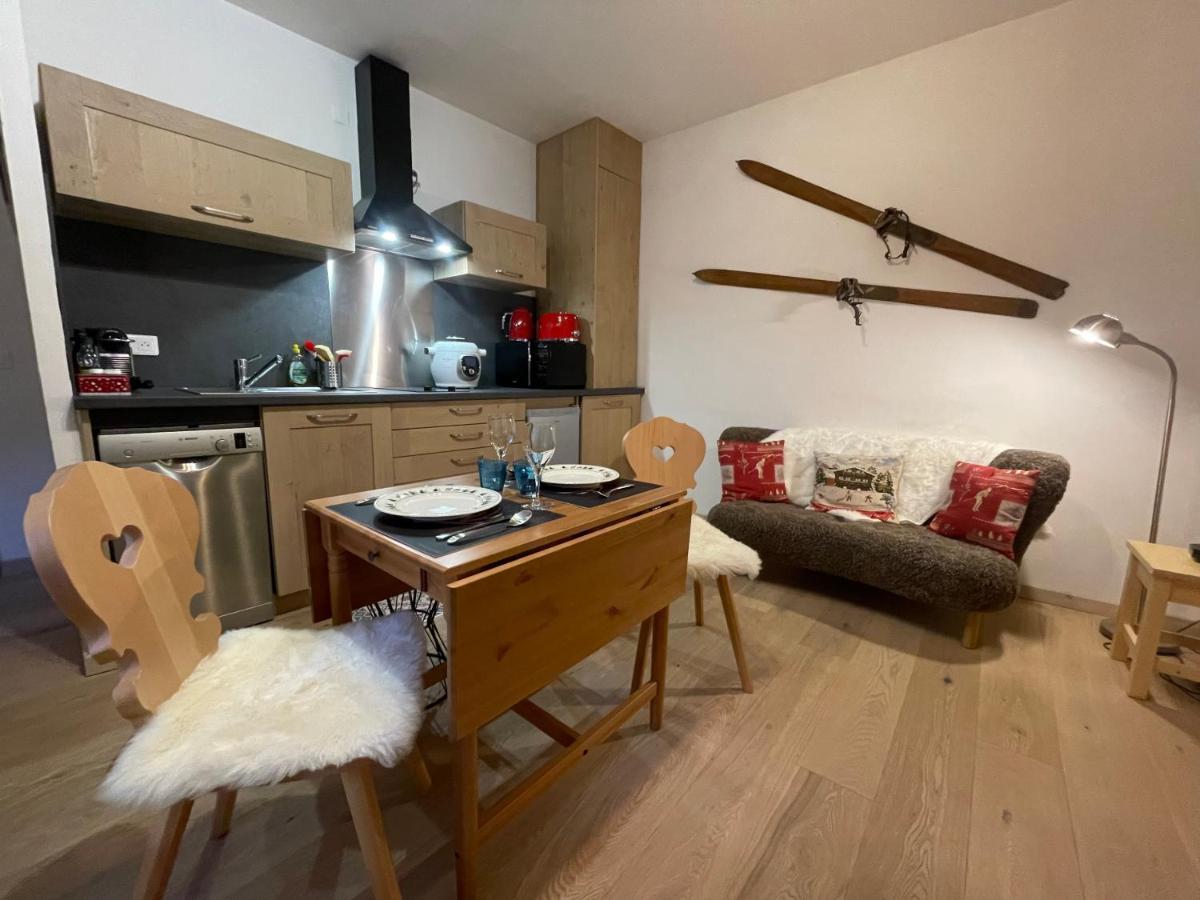 T2 30M2 Plein Centre, Lit Fait, Linge Fourni, Wifi Lägenhet Cauterets Exteriör bild